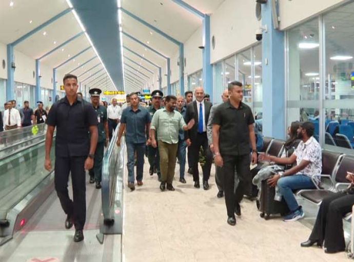  මාලදිවයින් රාජ්‍ය සංචාරය සාර්ථකව නිම කරමින් ජනපති දිවයිනට